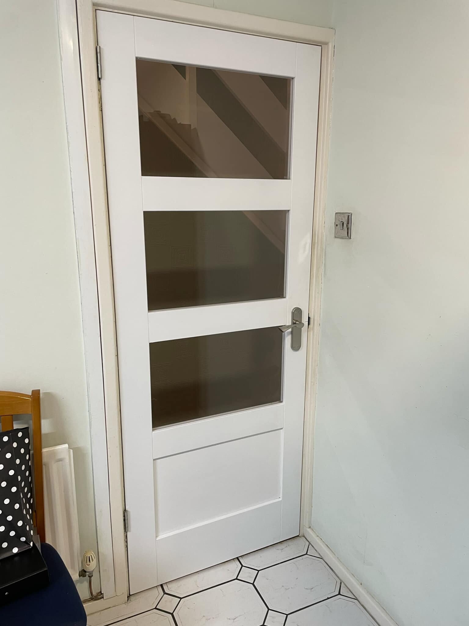 1981 x 838 x 35mm (33") White Shaker 3 Light - Clear Glass Internal Doors